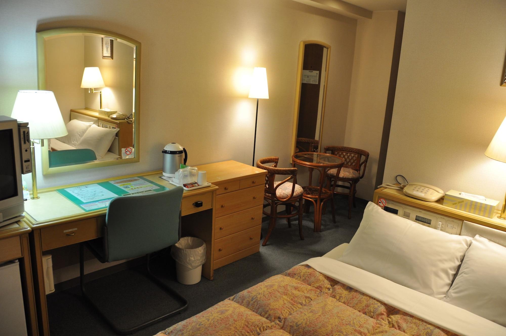 Hotel Palace Inn Toyota Toyota  Extérieur photo