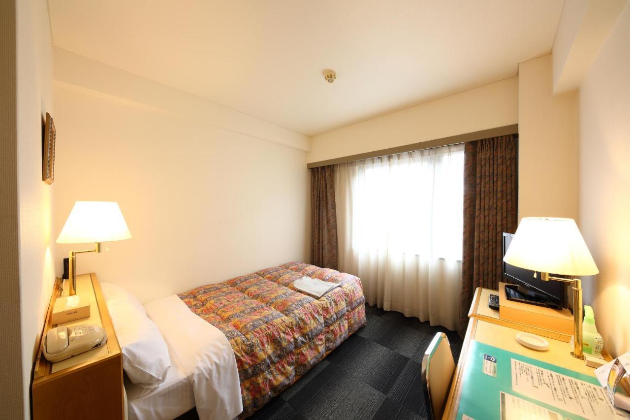 Hotel Palace Inn Toyota Toyota  Extérieur photo