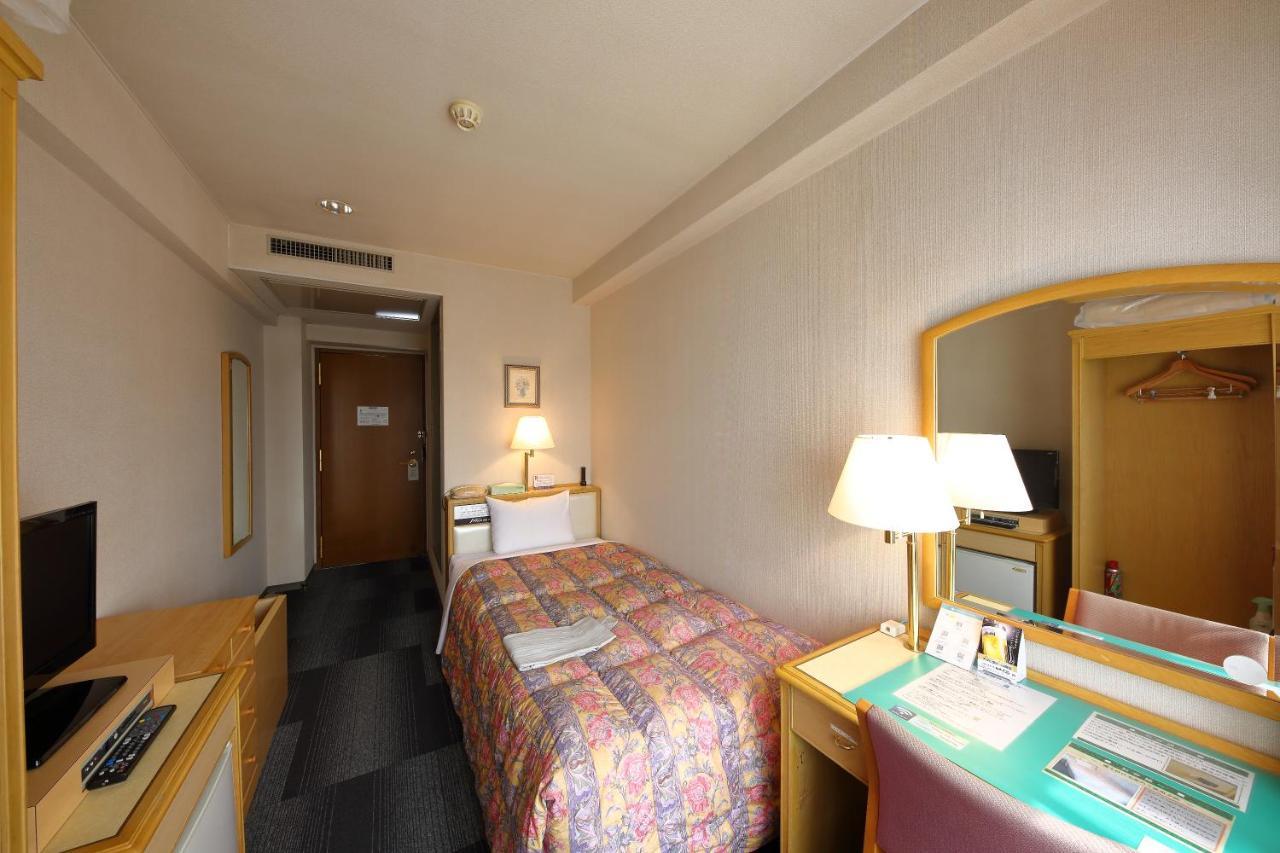 Hotel Palace Inn Toyota Toyota  Extérieur photo