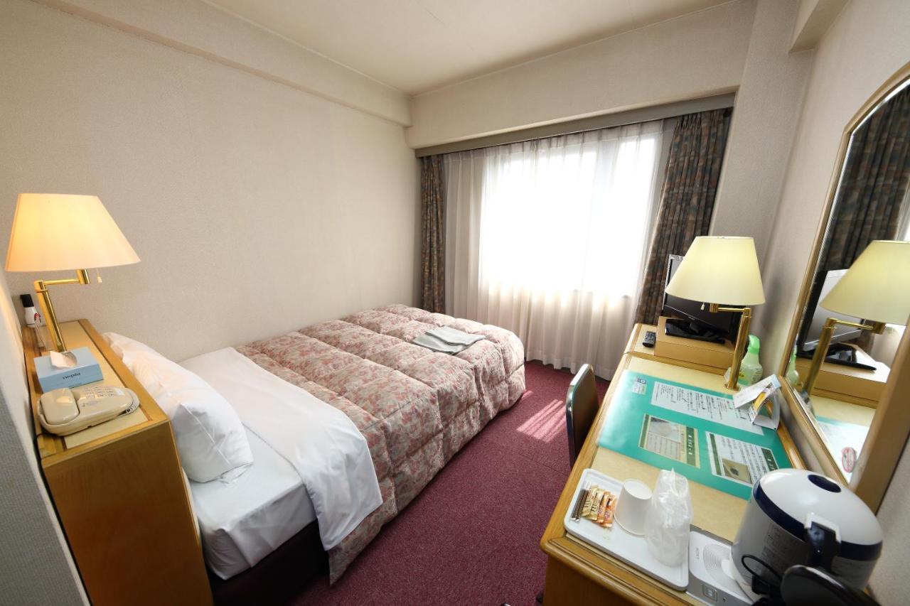 Hotel Palace Inn Toyota Toyota  Extérieur photo